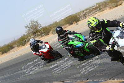 media/Mar-28-2022-Superbike Trackdays (Mon) [[b8603d0f67]]/Open Track Time/Turn 3 Inside/